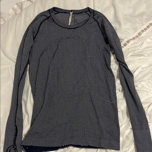 Lululemon Navy Stripped Swiftly